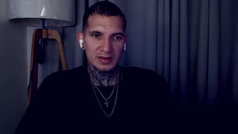 Snapshot of sebastian_muss chatting on October 11, 2025, 1:53 pm Sebastian online show from October 11, 2025, 1:53 pm