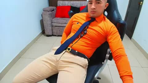 juan  sebastian online show from February 10, 2025, 3:21 pm