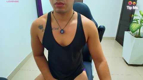 Snapshot of sebastian_oconnor77 chatting on March 30, 2026, 12:39 pm juan sebastian online show from March 30, 2026, 12:39 pm