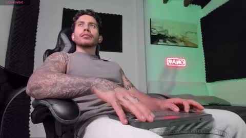 Lucian Sinclair online show from November 20, 2025, 3:50 am