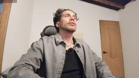 Lucian Sinclair online show from May 31, 2026, 9:05 pm
