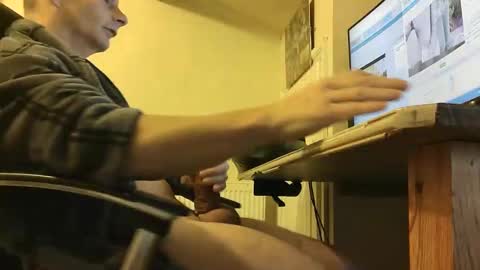 sebastianspalding450 online show from November 14, 2025, 10:03 am