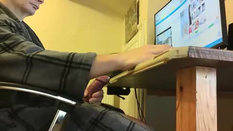 sebastianspalding450 online show from December 2, 2025, 9:58 am