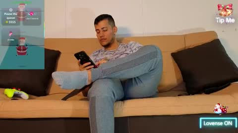 Sebas online show from December 20, 2025, 11:56 pm