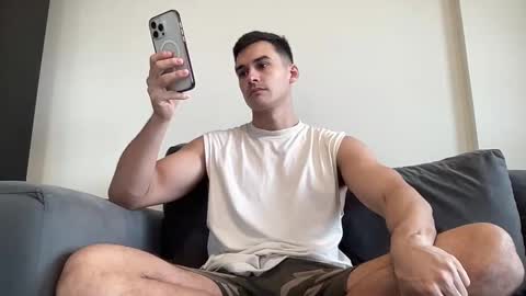 sebybeba online show from March 3, 2026, 2:45 pm