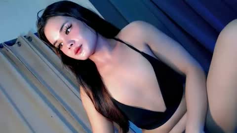 kwen online show from October 19, 2025, 2:50 pm