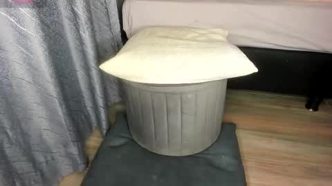 Daniela  online show from January 5, 2026, 5:27 pm