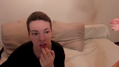 Snapshot of secret_dreams_ chatting on October 31, 2025, 8:43 pm Amanda and pair in a real life we love each other but can play with you online show from October 31, 2025, 8:43 pm