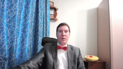 Snapshot of secret_lover_xxx chatting on January 17, 2025, 9:39 am Secret lover XXX online show from January 17, 2025, 9:39 am