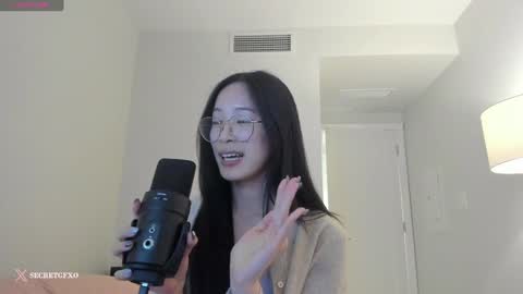 Snapshot of secretgirlfriendxo chatting on February 5, 2025, 8:21 am Angela online show from February 5, 2025, 8:21 am