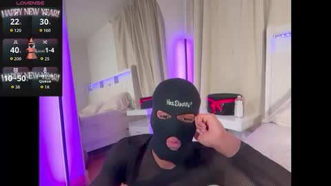 Snapshot of secretos_xxx chatting on October 31, 2025, 9:27 pm secretos_xxx online show from October 31, 2025, 9:27 pm