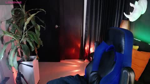 Snapshot of seddy_ chatting on January 30, 2025, 9:36 am sed online show from January 30, 2025, 9:36 am