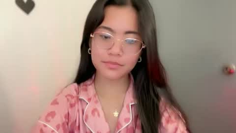 Mariaxxx online show from April 13, 2026, 6:35 pm