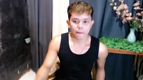 Max online show from April 26, 2026, 9:29 am
