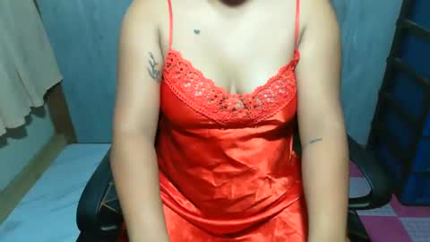 Snapshot of seductive_pinay2 chatting on October 2, 2025, 2:40 am seductive_pinay2 online show from October 2, 2025, 2:40 am