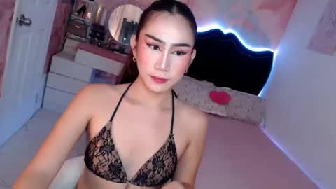 Vanessa online show from May 15, 2026, 11:56 pm