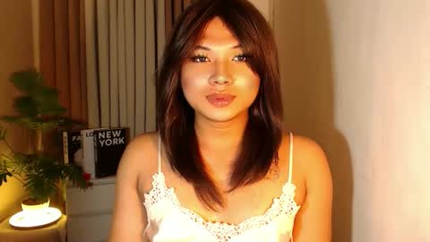 Deluxe online show from October 26, 2025, 8:48 pm