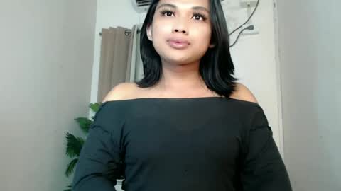 Deluxe online show from June 24, 2026, 8:52 pm