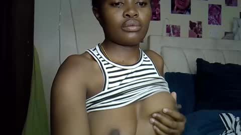 seductive glow online show from January 16, 2026, 4:27 am