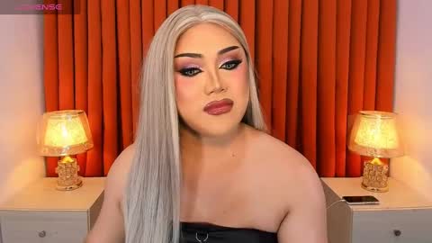 Natalie Mefford online show from February 22, 2025, 6:08 pm