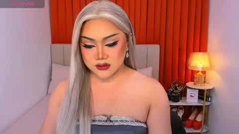 Natalie Mefford online show from March 12, 2025, 10:17 pm