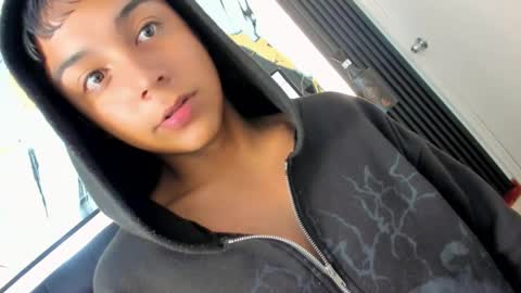 seductivo online show from March 27, 2026, 1:00 pm