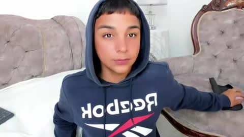 Snapshot of seductivo_jr chatting on July 15, 2026, 4:51 am seductivo online show from July 15, 2026, 4:51 am