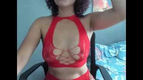 Snapshot of seductress_malia chatting on January 8, 2026, 4:53 pm seductress_malia online show from January 8, 2026, 4:53 pm