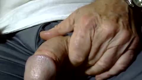 seeus24 online show from October 19, 2025, 10:32 pm