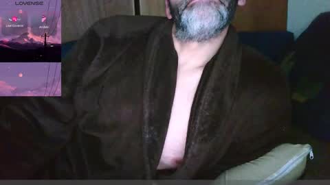 Snapshot of seewolf1000 chatting on February 2, 2025, 6:15 am seewolf1000 online show from February 2, 2025, 6:15 am