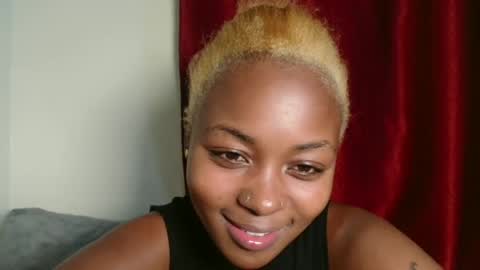 seexy_swiry online show from March 5, 2025, 6:56 pm