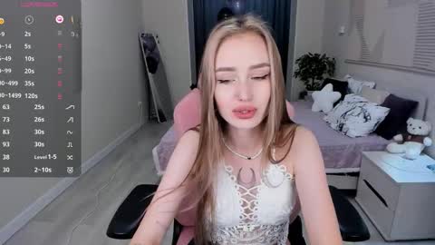 Lucia Lucy online show from March 11, 2026, 11:33 pm