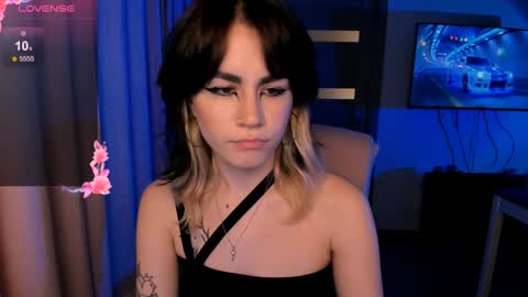 selectrra online show from December 18, 2024, 8:03 pm