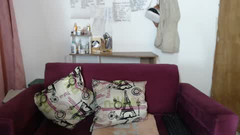 seleena_01 online show from December 7, 2024, 2:09 am