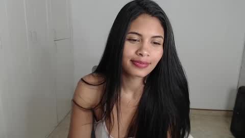 Snapshot of seleena__ chatting on February 28, 2025, 5:48 am seleena__ online show from February 28, 2025, 5:48 am