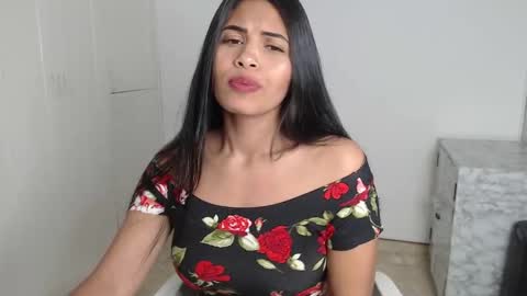 Snapshot of seleena__ chatting on March 5, 2025, 4:24 am seleena__ online show from March 5, 2025, 4:24 am