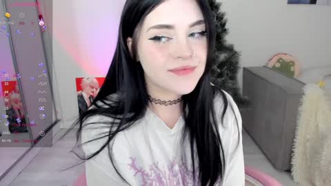 Selena  online show from December 21, 2024, 5:14 am