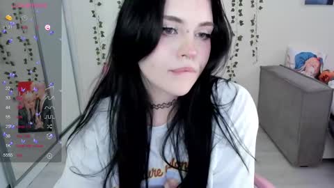 Selena  online show from February 17, 2025, 8:09 am