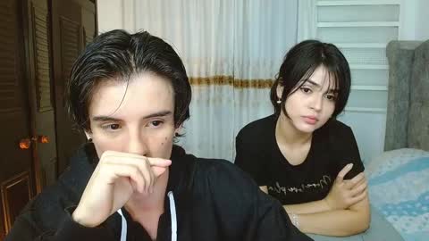 Selena  Andress online show from November 16, 2025, 10:32 am