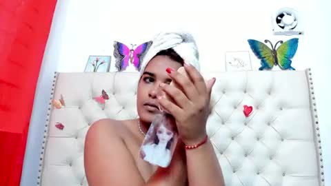 Snapshot of selena_beautyy chatting on July 2, 2026, 6:47 pm selena_beautyy online show from July 2, 2026, 6:47 pm