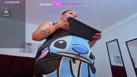 Selena online show from November 15, 2025, 12:13 pm