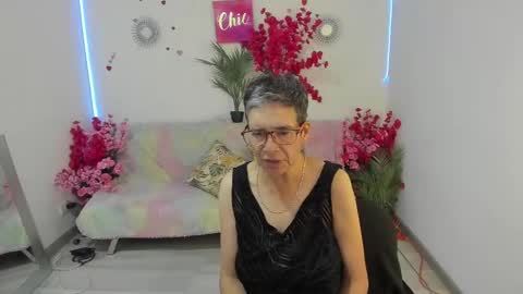 Snapshot of selena_ferreira chatting on September 18, 2025, 11:12 am Selena online show from September 18, 2025, 11:12 am