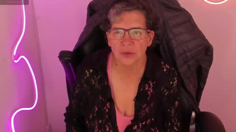 Snapshot of selena_ferreira chatting on April 14, 2026, 11:16 am Selena online show from April 14, 2026, 11:16 am