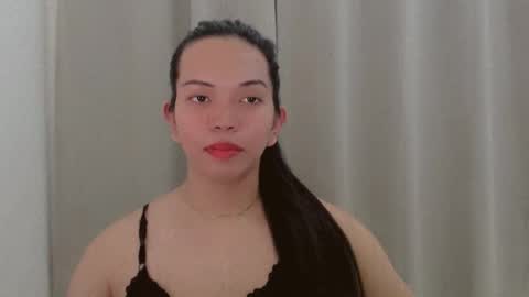 Selena online show from December 21, 2024, 9:33 am