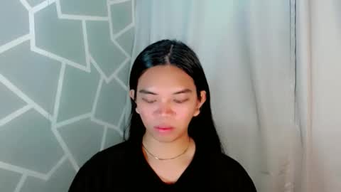 Selena online show from April 4, 2026, 11:13 pm