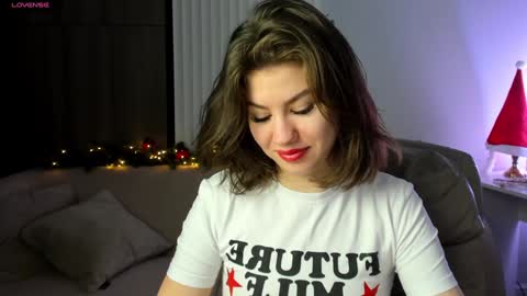 Selena online show from December 22, 2024, 1:01 am