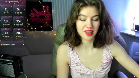 Selena online show from February 5, 2025, 3:55 am
