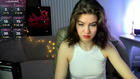 Selena online show from February 6, 2025, 1:05 am