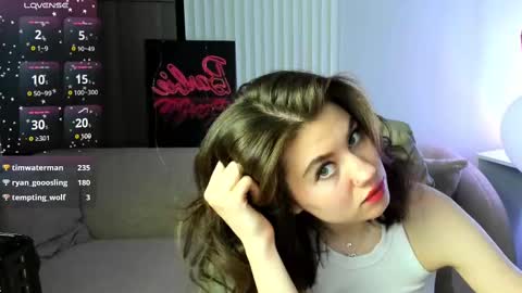 Selena online show from February 22, 2025, 4:18 am