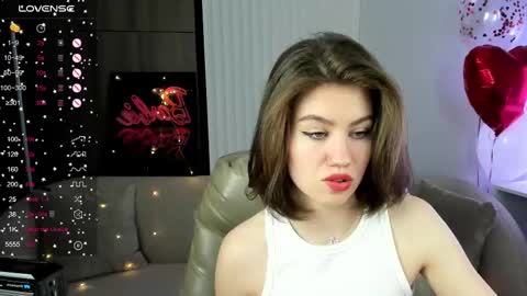 Selena online show from March 4, 2025, 4:06 am